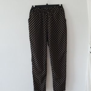 Elastic waist lightweight pants